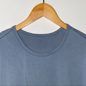 MENS L LULULEMON LS 5 YEAR BASIC TEE